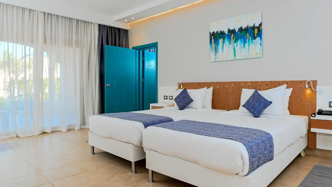 الفندق ساتايا ريزورت - مرسى علم